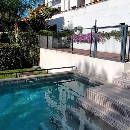 Les Jardins De Louis Dom wakacyjny